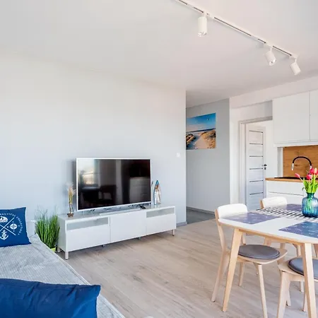 Horyzont - Kapitanski Mostek- Blisko Portu- Mozliwosc Wykupienia Sniadania * Kołobrzeg