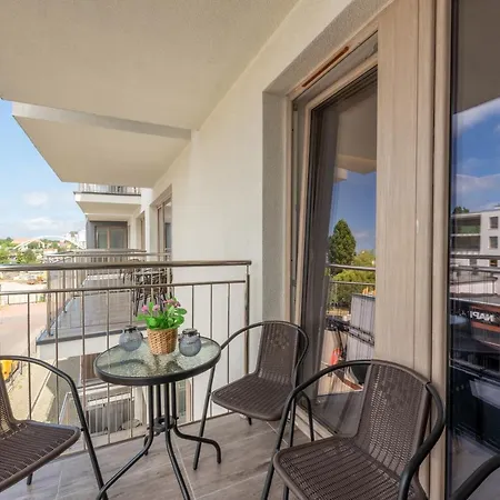 Horyzont - Kapitanski Mostek- Blisko Portu- Mozliwosc Wykupienia Sniadania * Kołobrzeg