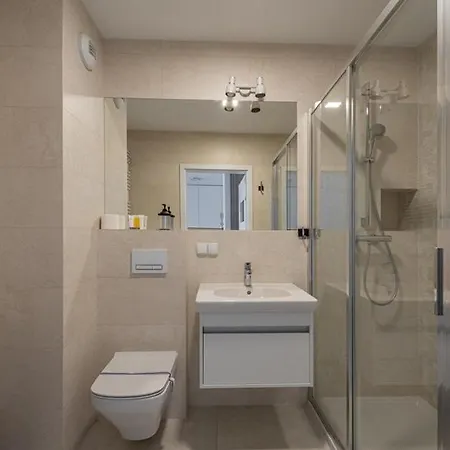 Horyzont - Kapitanski Mostek- Blisko Portu- Mozliwosc Wykupienia Sniadania Appartement Kołobrzeg