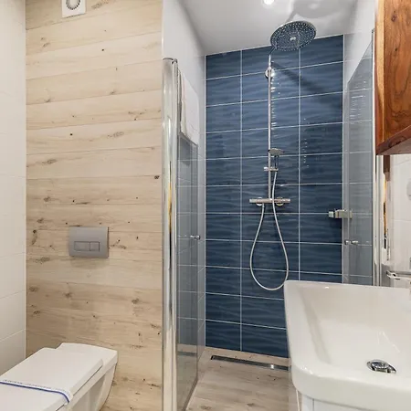 Horyzont - Kapitanski Mostek- Blisko Portu- Sniadania Apartamento *